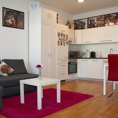 Trendy Danube Apartment - Close To Un Вена Экстерьер фото