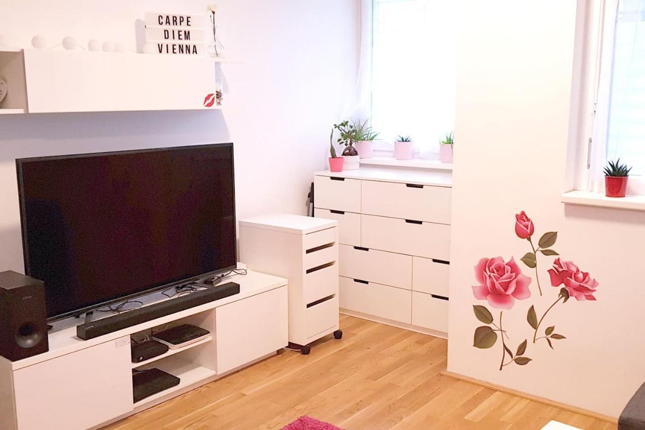 Trendy Danube Apartment - Close To Un Вена Экстерьер фото