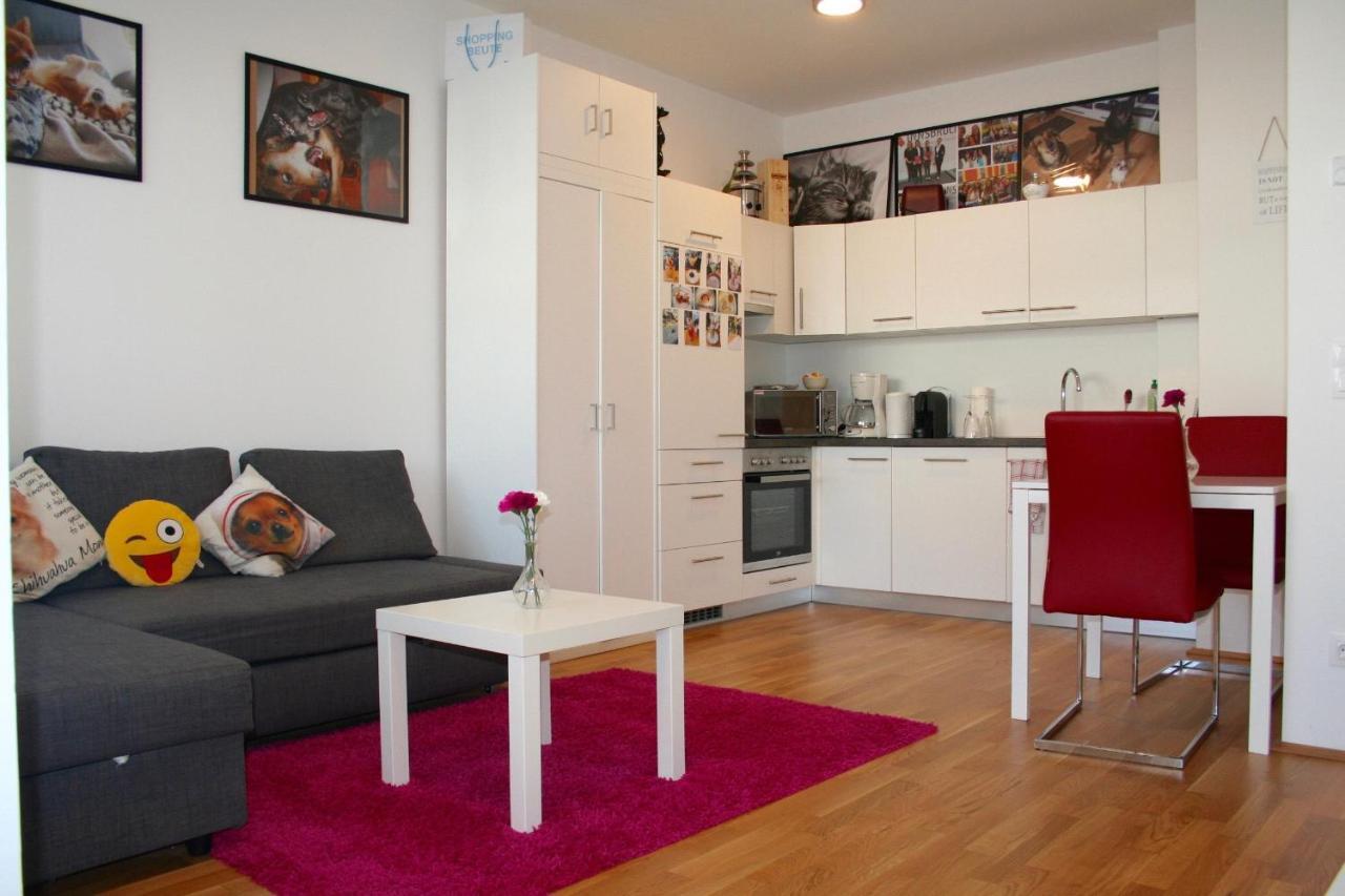 Trendy Danube Apartment - Close To Un Вена Экстерьер фото